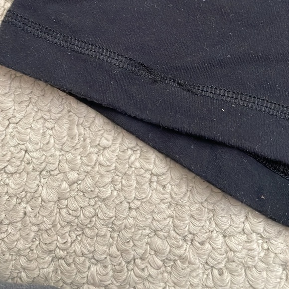 Lululemon deep v tank black with black and grey stripes - Picture 8 of 8